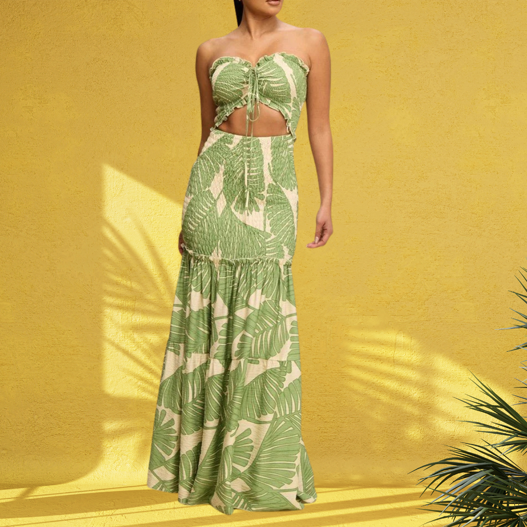 Island Glow Maxi Dress – Tropical Print with Curve-Hugging Fit